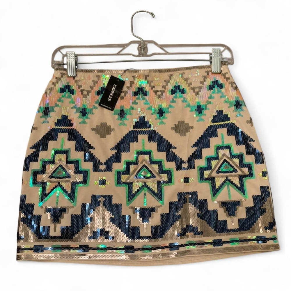 💚🪩🩷 !!NWT!! Express Mini Skirt 🩷🪩💚